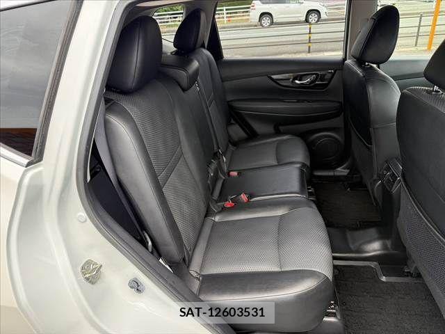 Nissan X-TRAIL 2018-03 7360596-17