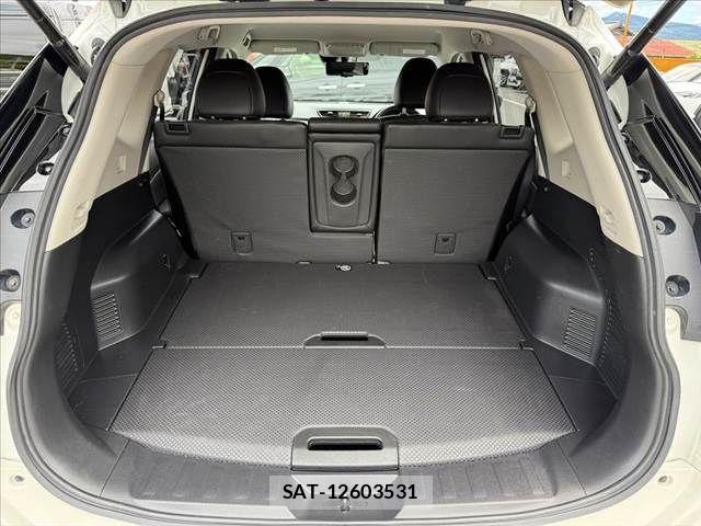 Nissan X-TRAIL 2018-03 7360596-19