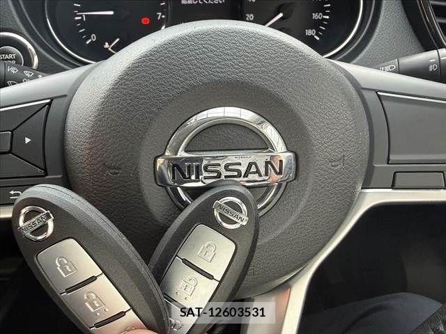 Nissan X-TRAIL 2018-03 7360596-20