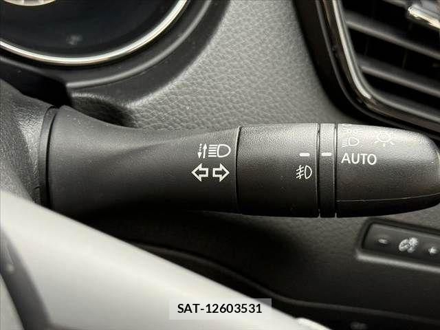 Nissan X-TRAIL 2018-03 7360596-24
