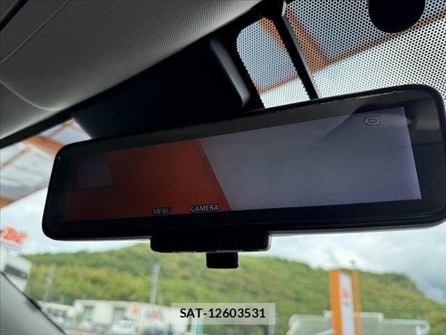 Nissan X-TRAIL 2018-03 7360596-25