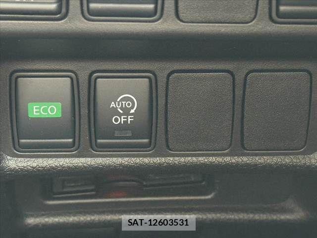 Nissan X-TRAIL 2018-03 7360596-26