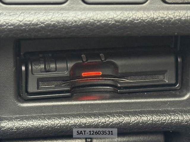 Nissan X-TRAIL 2018-03 7360596-6