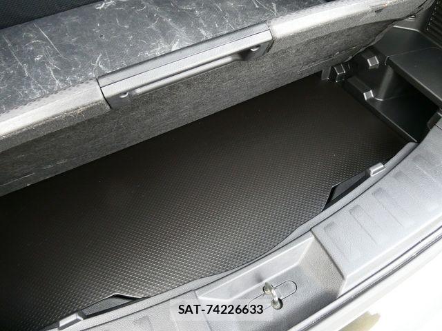 Nissan X-TRAIL 2014-10 7360597-19