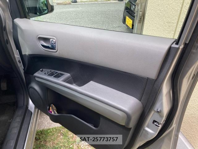Nissan X-TRAIL 2007-11 7360598-9