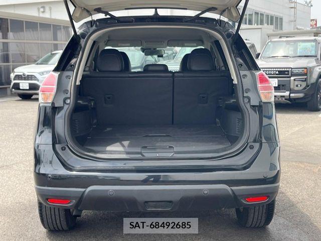 Nissan X-TRAIL 2016-11 7394989-9