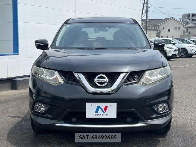 Nissan X-TRAIL 2016-11 7394989-13