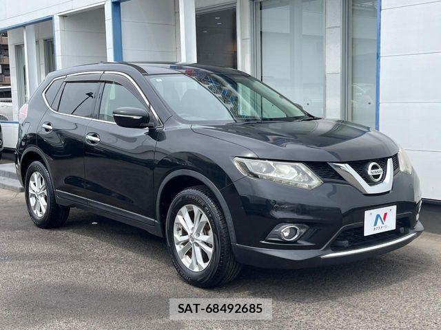 Nissan X-TRAIL 2016-11 7394989-15