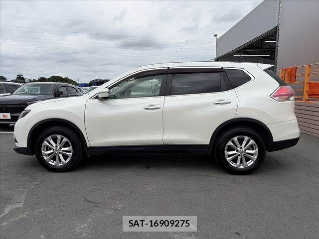 Nissan X-TRAIL 2015-02 7394986-10