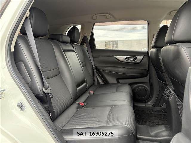 Nissan X-TRAIL 2015-02 7394986-19