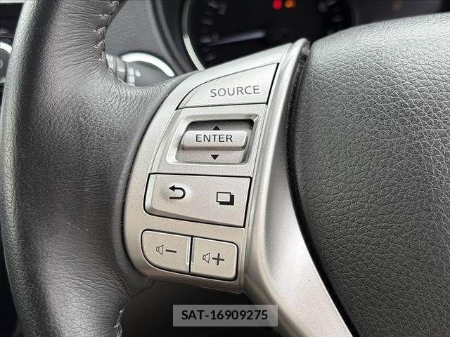 Nissan X-TRAIL 2015-02 7394986-26
