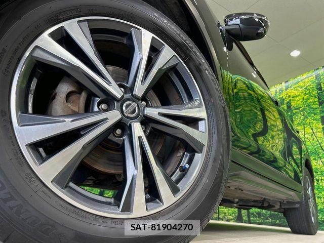 Nissan X-TRAIL 2018-03 7393996-12
