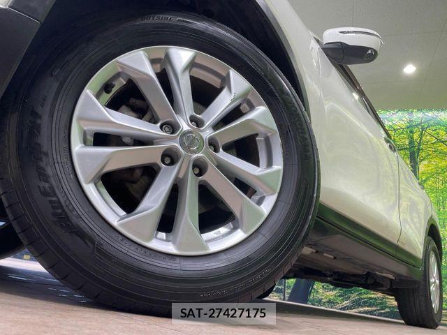 Nissan X-TRAIL 2015-10 7459032-13