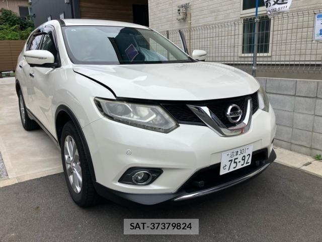 Nissan X-TRAIL 2016-02 7459033-1