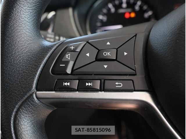 Nissan X-TRAIL 2017-07 7459029-11