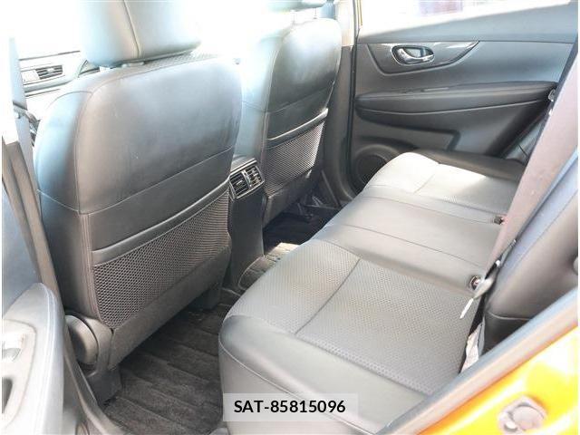Nissan X-TRAIL 2017-07 7459029-16