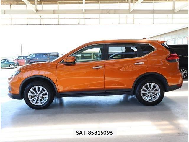 Nissan X-TRAIL 2017-07 7459029-24