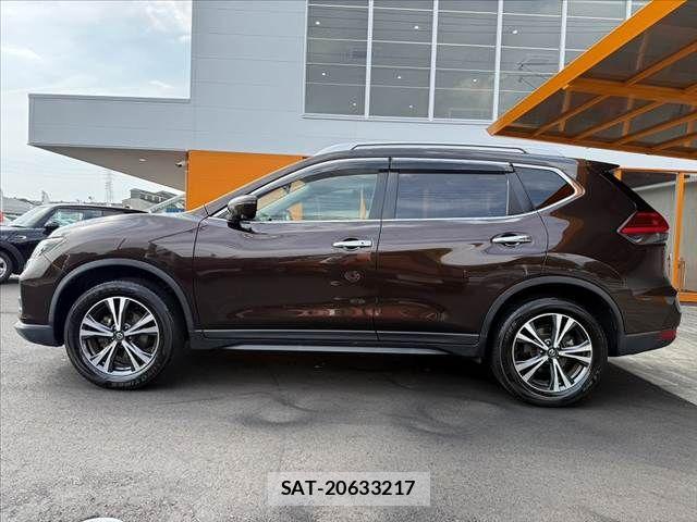Nissan X-TRAIL 2018-04 7510541-11