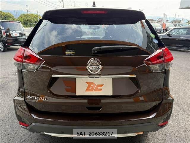Nissan X-TRAIL 2018-04 7510541-13