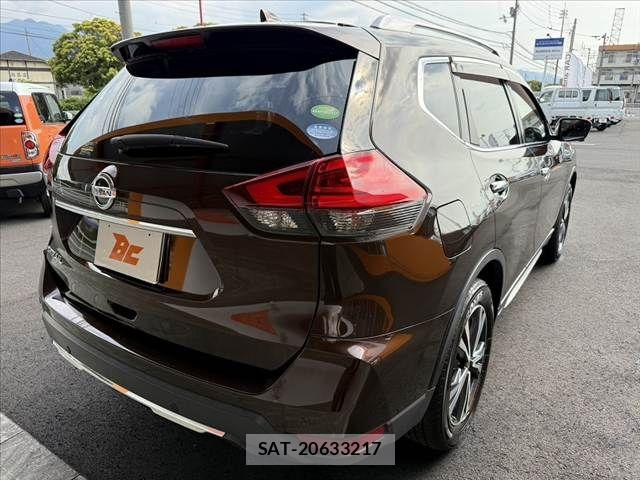 Nissan X-TRAIL 2018-04 7510541-14