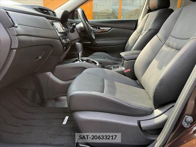 Nissan X-TRAIL 2018-04 7510541-16