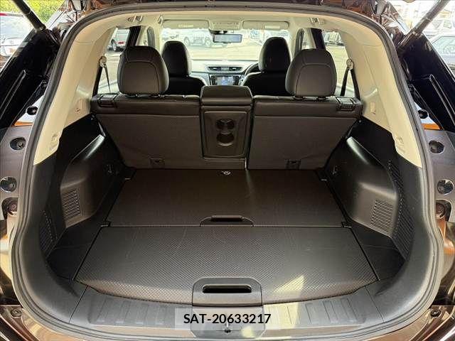 Nissan X-TRAIL 2018-04 7510541-19