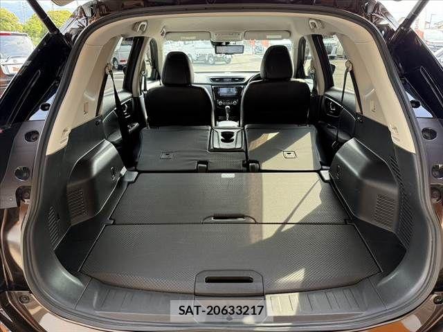 Nissan X-TRAIL 2018-04 7510541-20