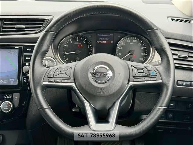 Nissan X-TRAIL 2021-02 7510533-10