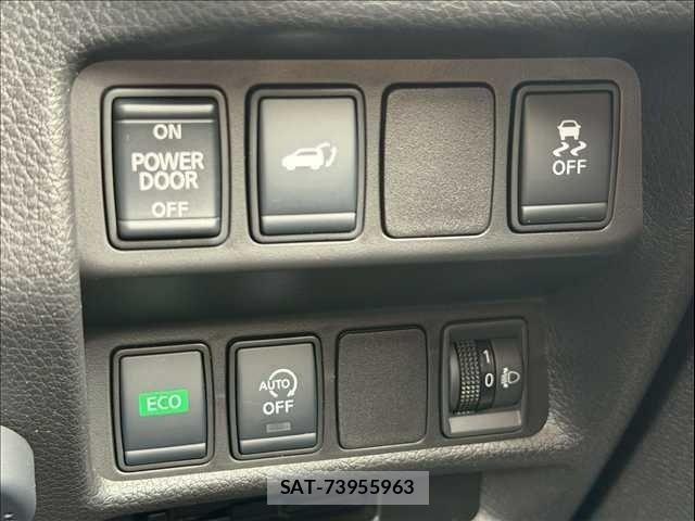 Nissan X-TRAIL 2021-02 7510533-18