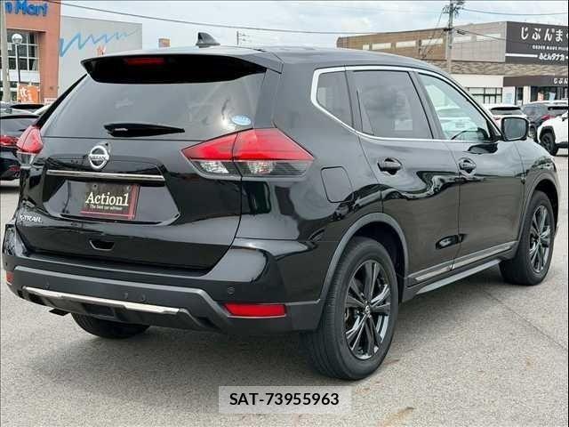 Nissan X-TRAIL 2021-02 7510533-4