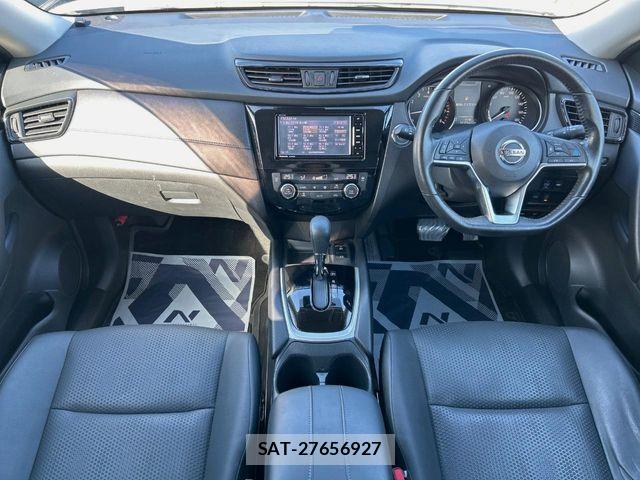 Nissan X-TRAIL 2018-06 7510537-1