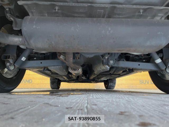 Nissan X-TRAIL 2017-06 7563115-18