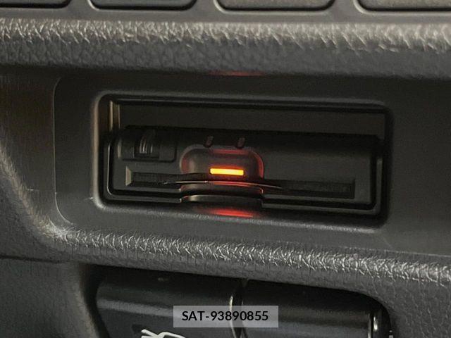 Nissan X-TRAIL 2017-06 7563115-6