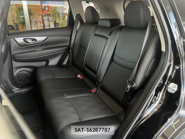 Nissan X-TRAIL 2017-05 7621529-19