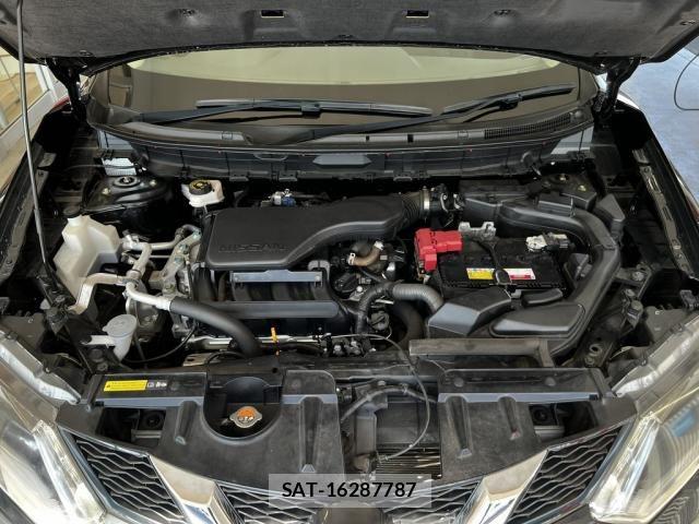Nissan X-TRAIL 2017-05 7621529-23
