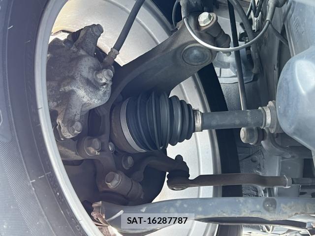 Nissan X-TRAIL 2017-05 7621529-26