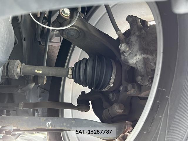 Nissan X-TRAIL 2017-05 7621529-27