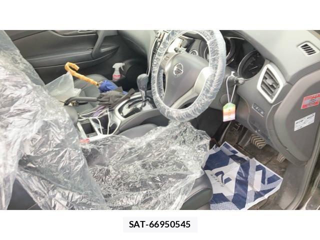 Nissan X-TRAIL 2016-02 7621532-17
