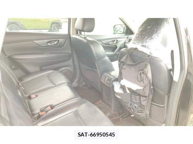 Nissan X-TRAIL 2016-02 7621532-25