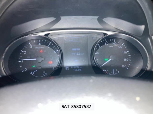 Nissan X-TRAIL 2016-03 7621533-21
