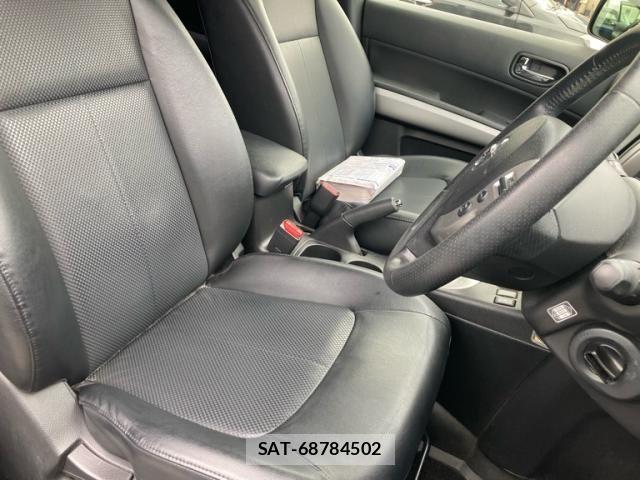 Nissan X-TRAIL 2013-04 7621534-13