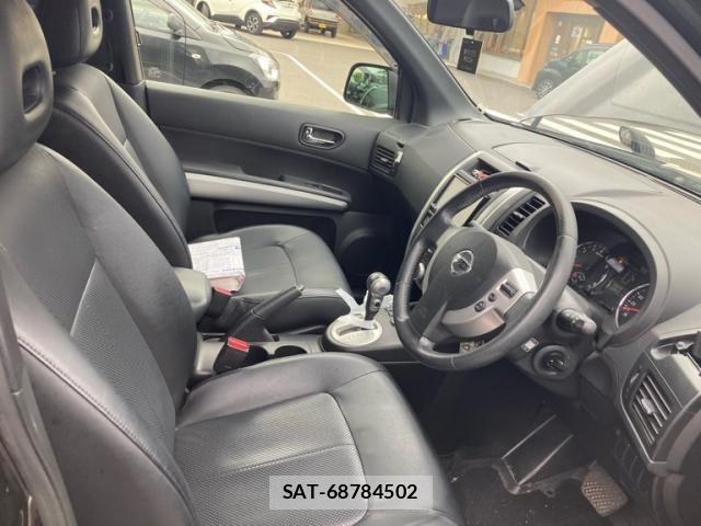 Nissan X-TRAIL 2013-04 7621534-14