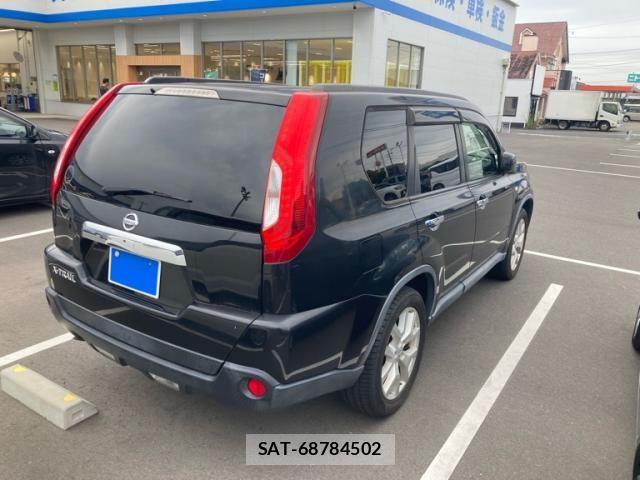 Nissan X-TRAIL 2013-04 7621534-8