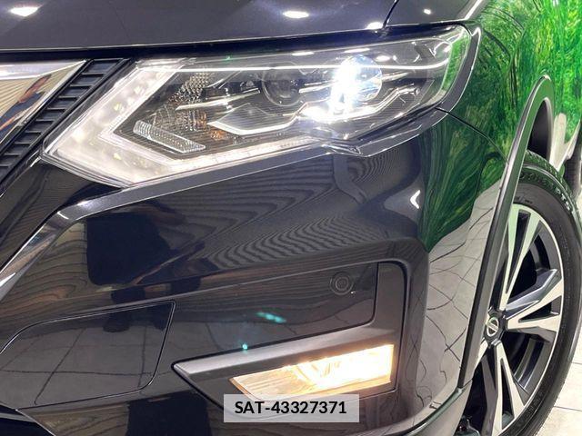 Nissan X-TRAIL 2018-08 7790712-13