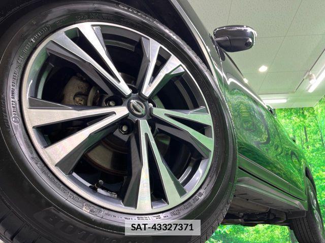 Nissan X-TRAIL 2018-08 7790712-14