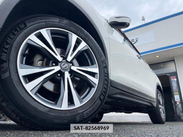 Nissan X-TRAIL 2019-04 7790711-14