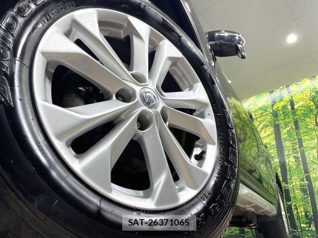 Nissan X-TRAIL 2014-08 7903679-12