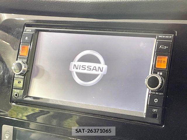 Nissan X-TRAIL 2014-08 7903679-3