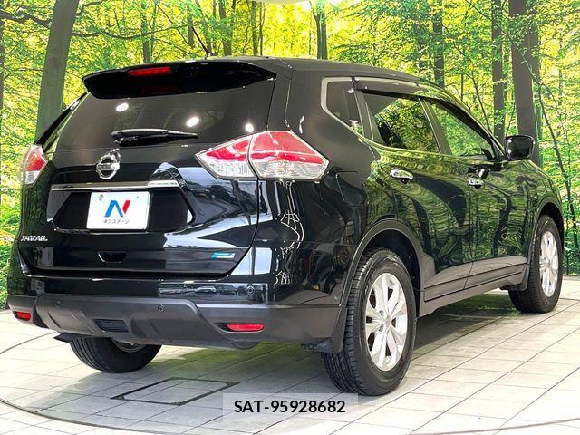 Nissan X-TRAIL 2015-03 7964496-16