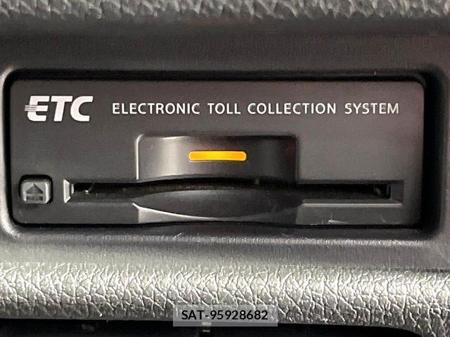 Nissan X-TRAIL 2015-03 7964496-7